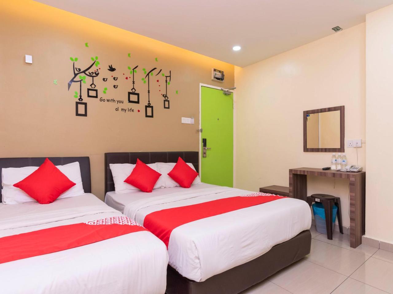 I Leaf Boutique Hotel Danga Bay Johor Bahru Exterior photo