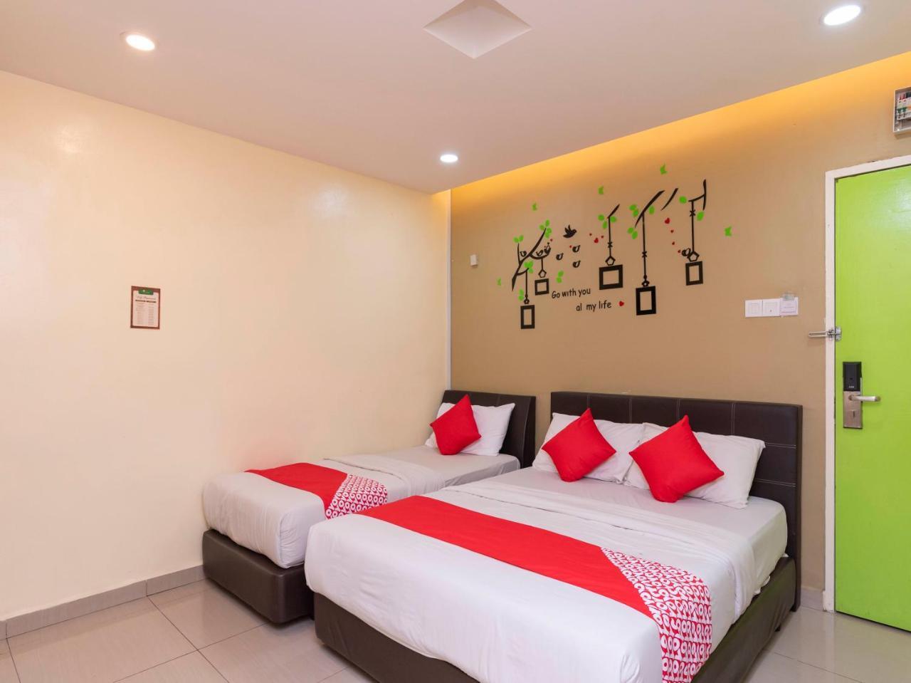 I Leaf Boutique Hotel Danga Bay Johor Bahru Exterior photo